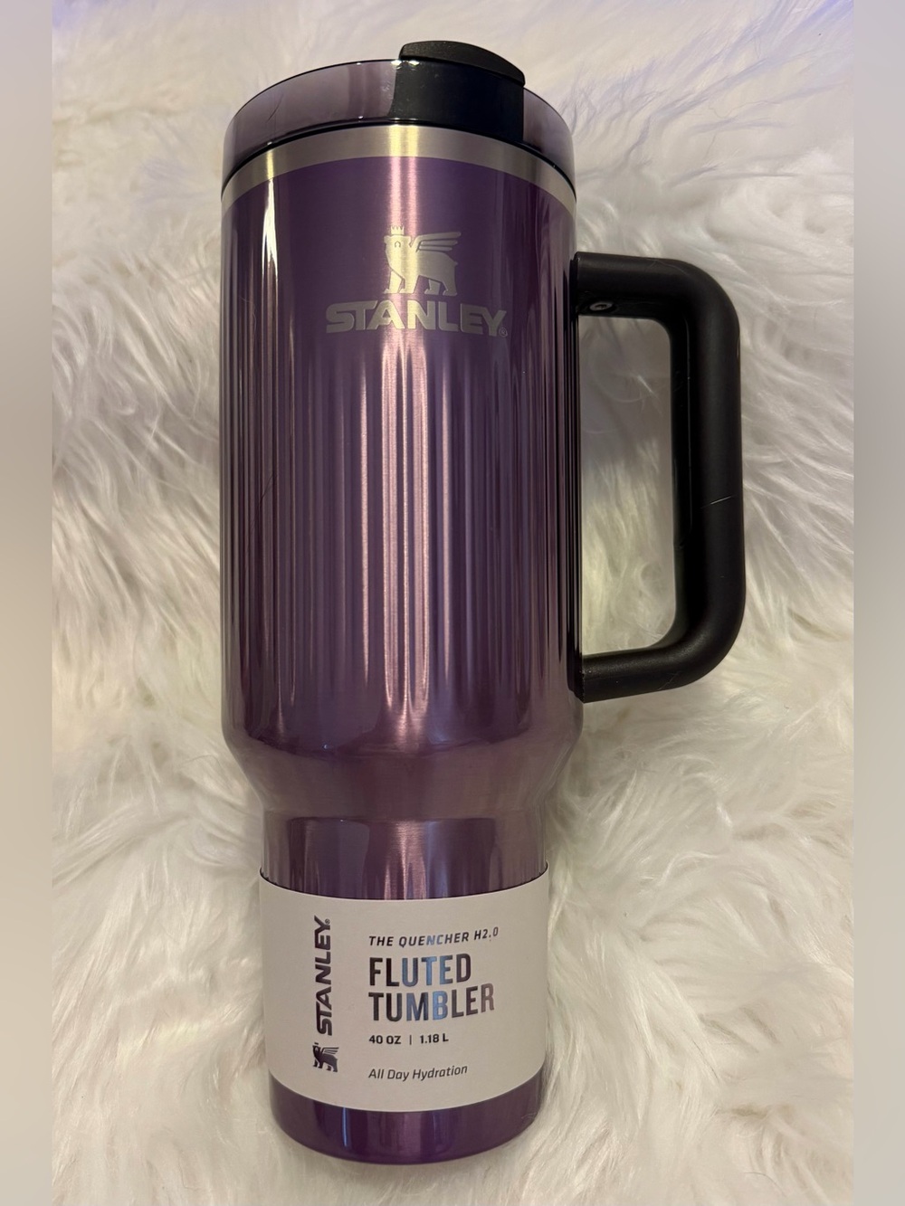 New Stanley Fluted Quencher H2.0 Tumbler 40 ounce Wisteria Shine - Picture 2 of 5